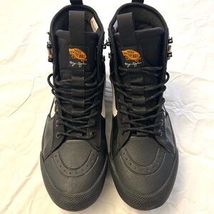 Vans Men’s MTE Waterproof Insulated Shoe